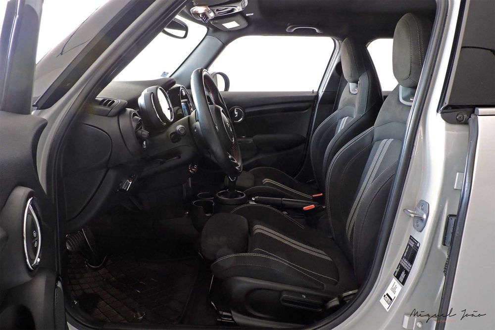 Mini Cooper 5 Portas 1.5 JCW Nacional