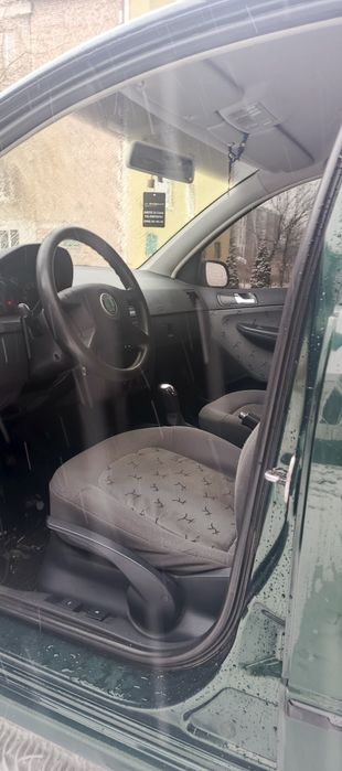 Продам Шкоду Фабію