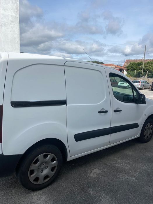 Peugeot partener