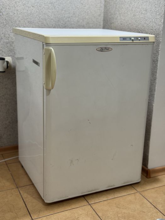 Морозильна камера Privileg (No frost)