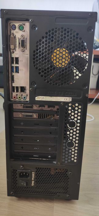 Komputer stacjonarny | Intel i5-4440 | Asus GeForce GTX 660