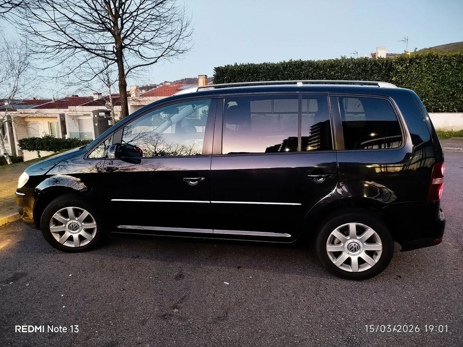 VW Touran 2.0 TDI Highline 7L