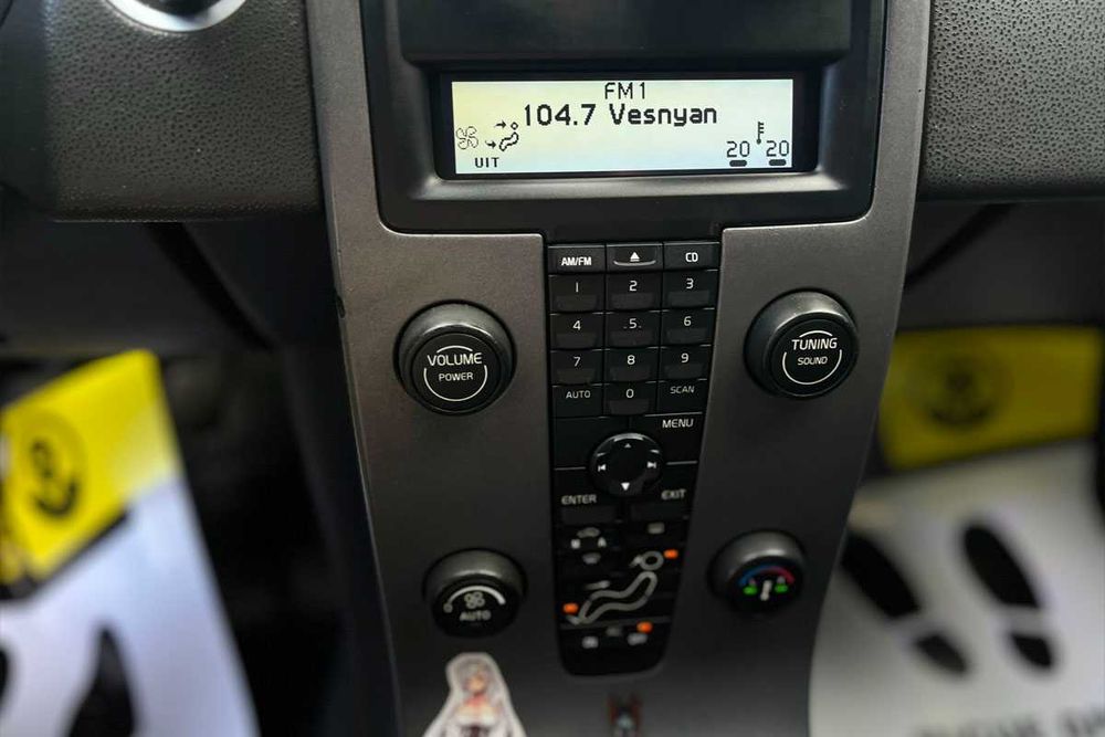 Volvo V50 2004 року