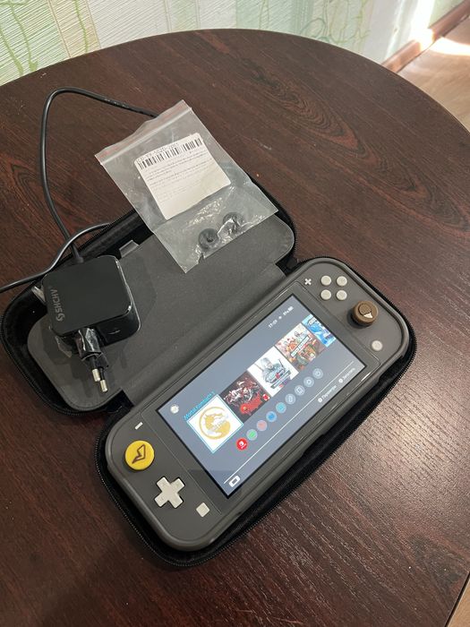 Продам Nintendo switch lite  256 gb