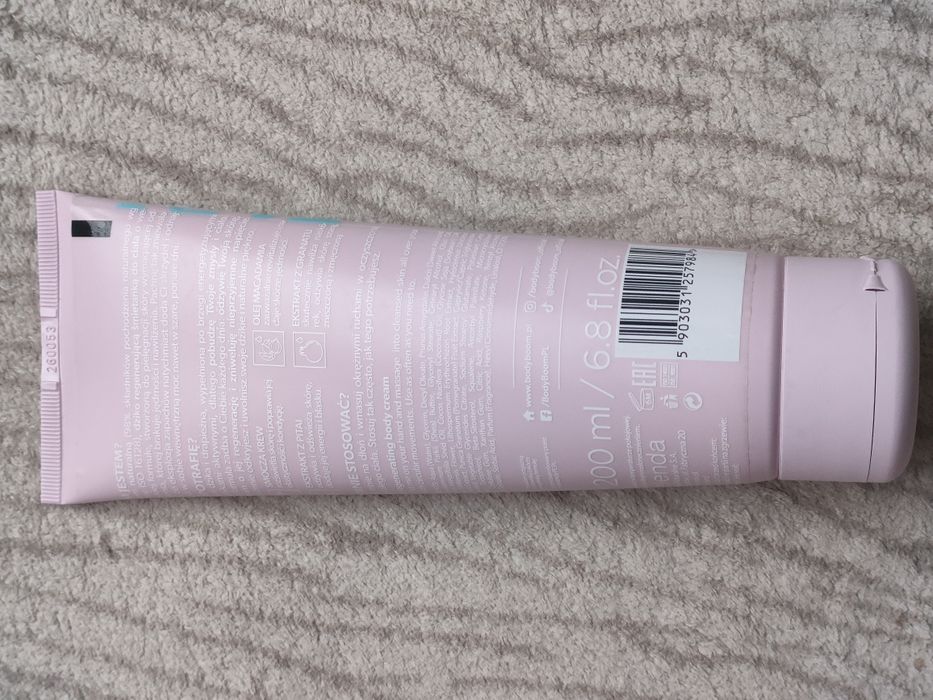 BodyBoom Dziko regenerująca śmietanka do ciała Rossmann