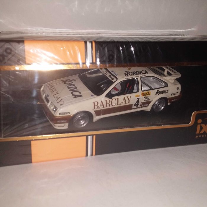 Ford Sierra RS Cosworth 1:43 IXO