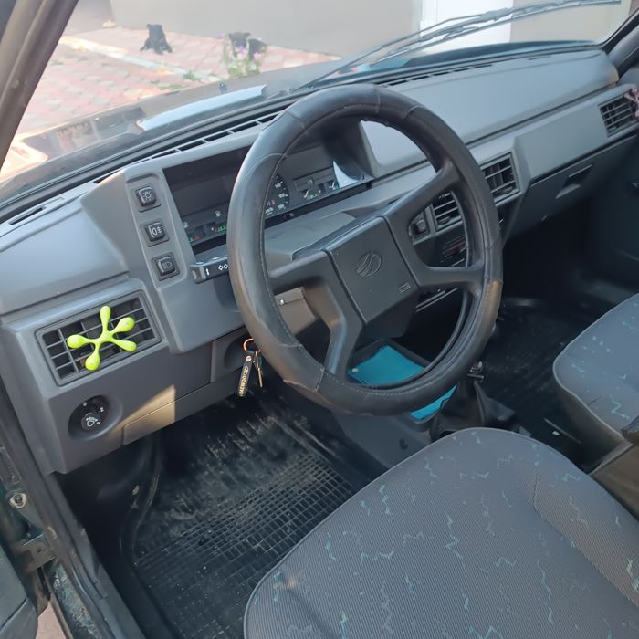автомобіль заз славута