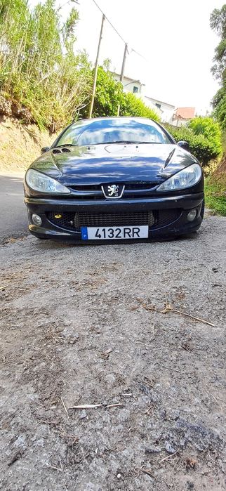 Vendo meu carro para comprar  outro familiar