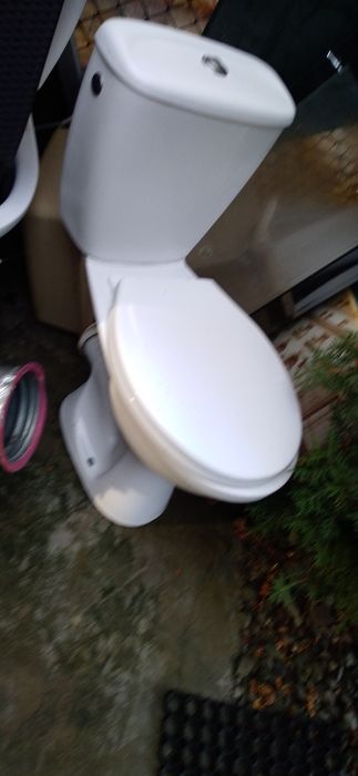 Sprzedam WC kompakt