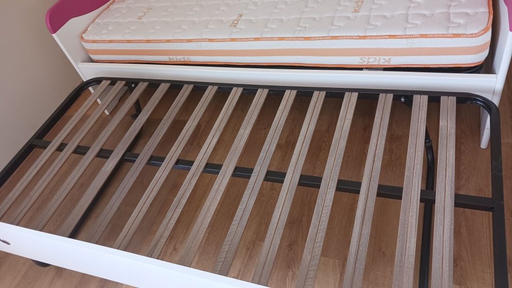 Cama dupla de gaveta