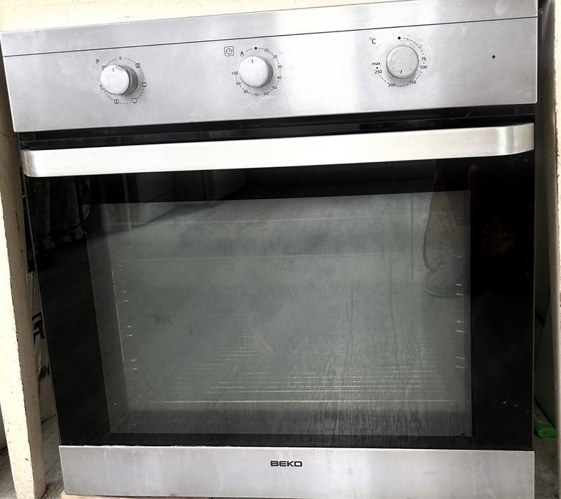 Вбудована духовка електрична духовий шкаф Beco Львів Зимна Вода Рудно