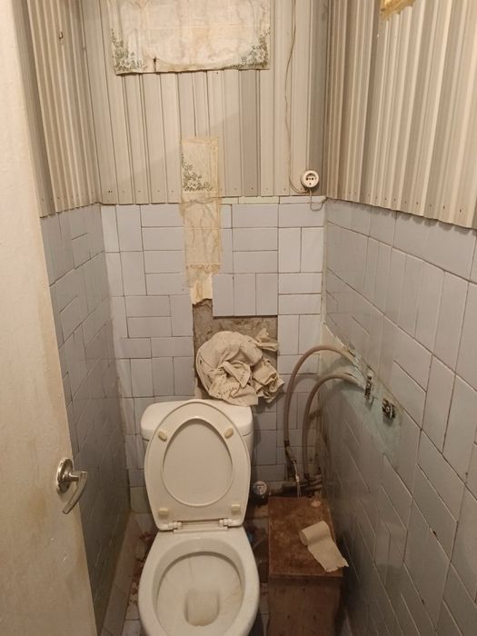 Продаж 2-кімнатної квартири з балконом та лоджією