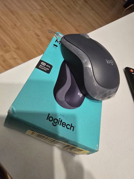 Nowa myszka logitech M185