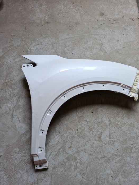 Крило Міцубісі mitsubishi екліпс крос оригінал