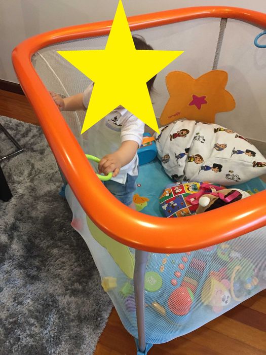 Parque bebé de grandes dimensões, com colchão
