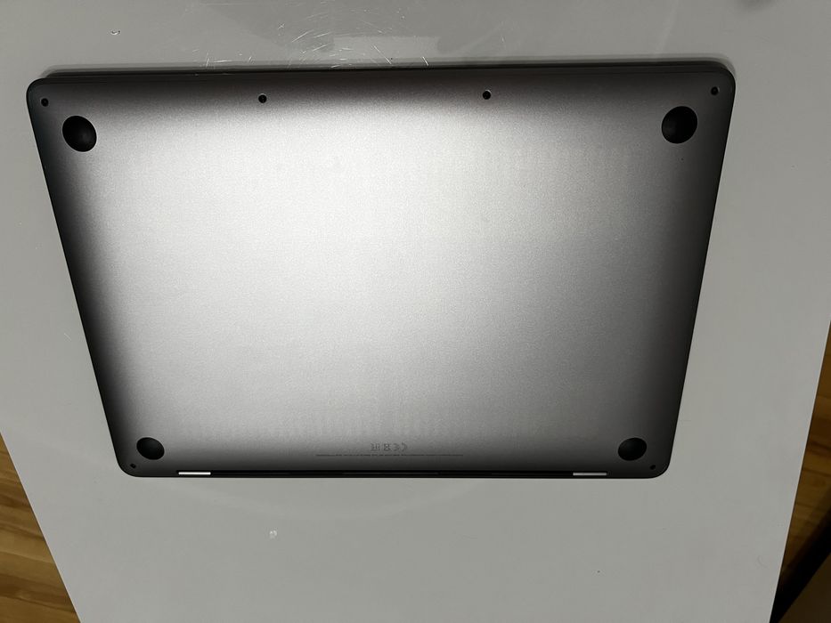 Macbook pro 13 m1 16/255
