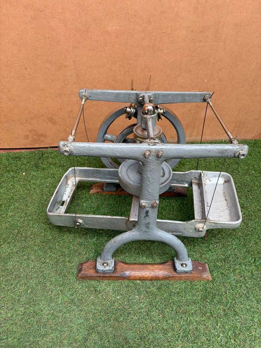 Engenho manual antigo