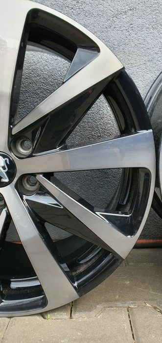 18 5x108 Peugeot oryginalne