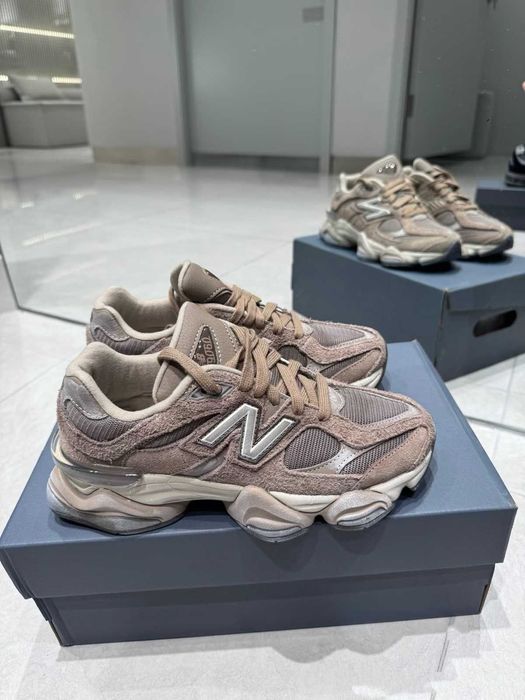 Oryginalne•męskie buty New Balance 9060PB R.42
