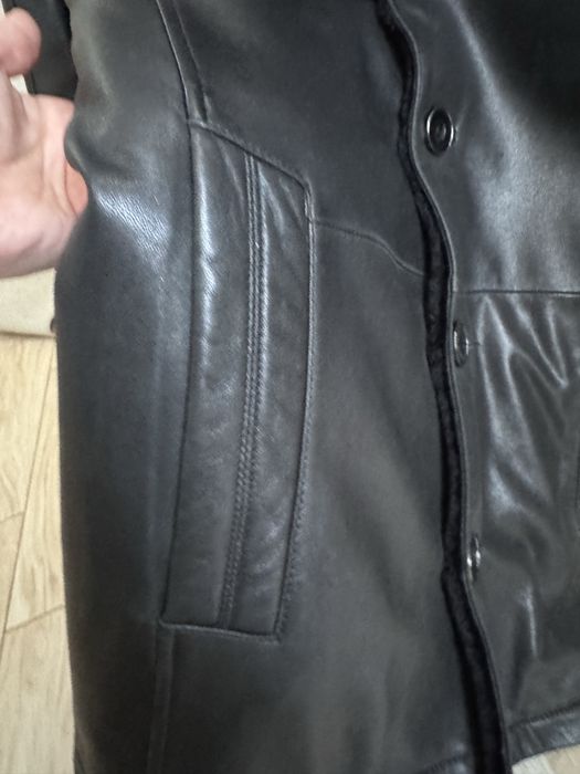 Кожана куртка мужская