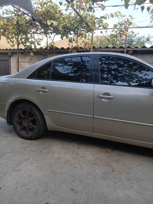 Продам машину хюндай соната 2008