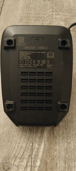 Ładowarka BOSCH AL 1830 CV 70W