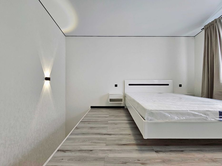 Оренда двоповерхового Townhouse 35m2 з новим ремонтом