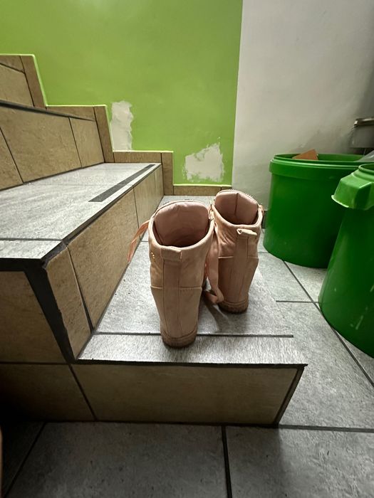 Buty na koturnie skóra naturalna środek