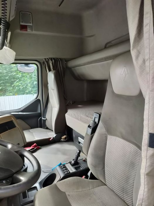 Renault Premium 460 DCI