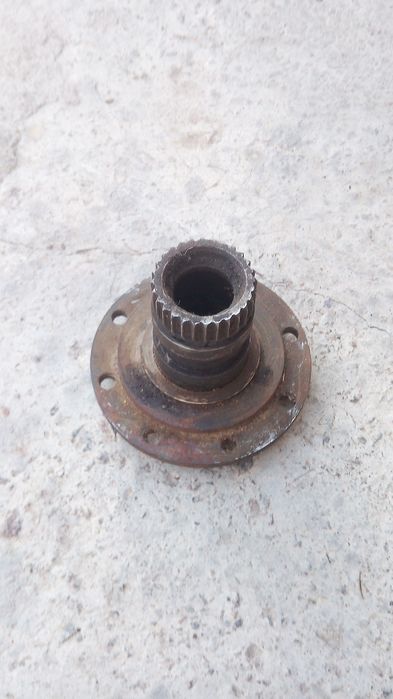 Крышка двигателя  толкателя на МТ Днепр.