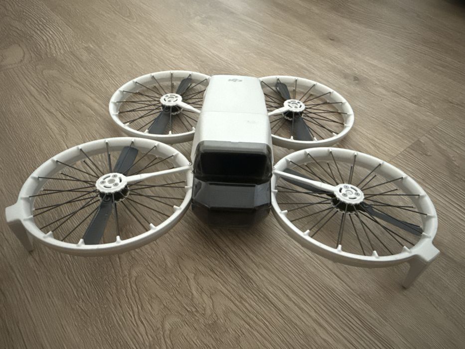 Drone  DJI  Flip