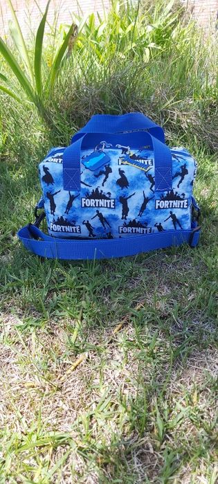 Lancheira térmica minecraft, fortinite e outros