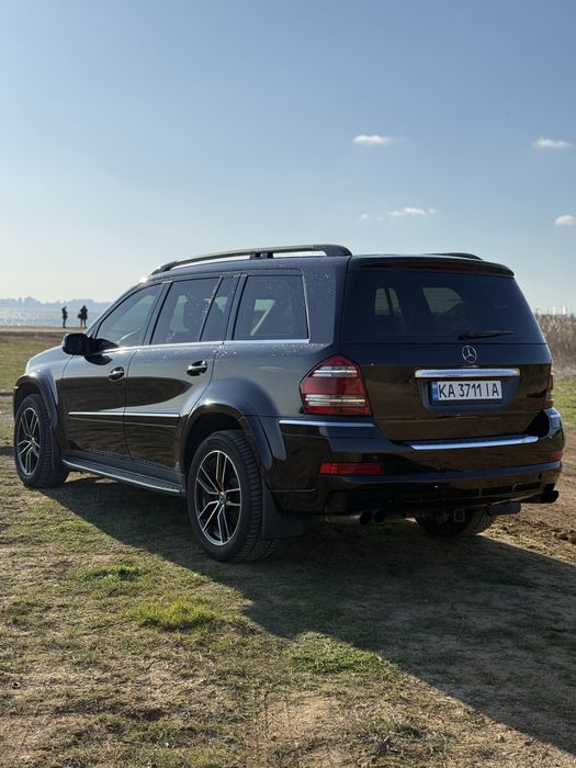 Срочно Mercedes Gl550