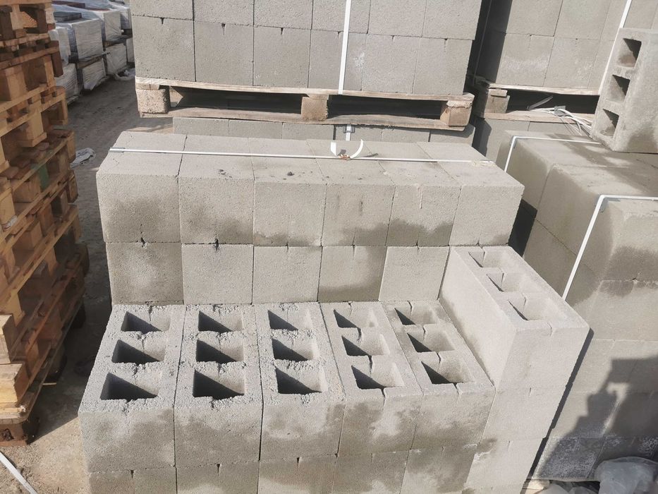 Тротуарна плитка та  бруківка  від виробника