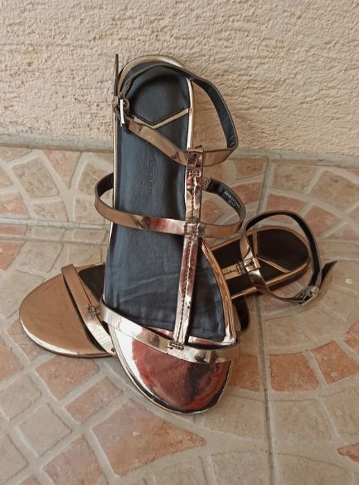 Sandálias Prateadas