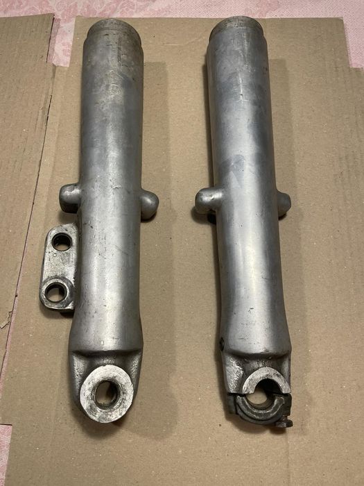 Стакани передньої вилки Harley Davidson