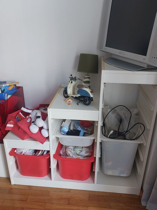 Estante Brinquedos com gavetas