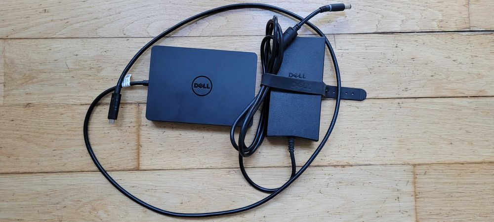 Stacja dokująca Dell WD15 (K17A001) + Zasilacz DA130PE1