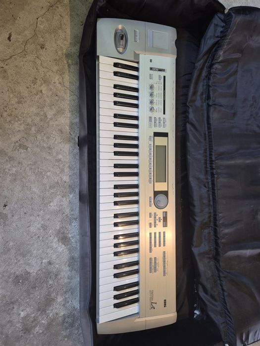 Korg Triton Le 61 Workstation Syntezator Keyboard