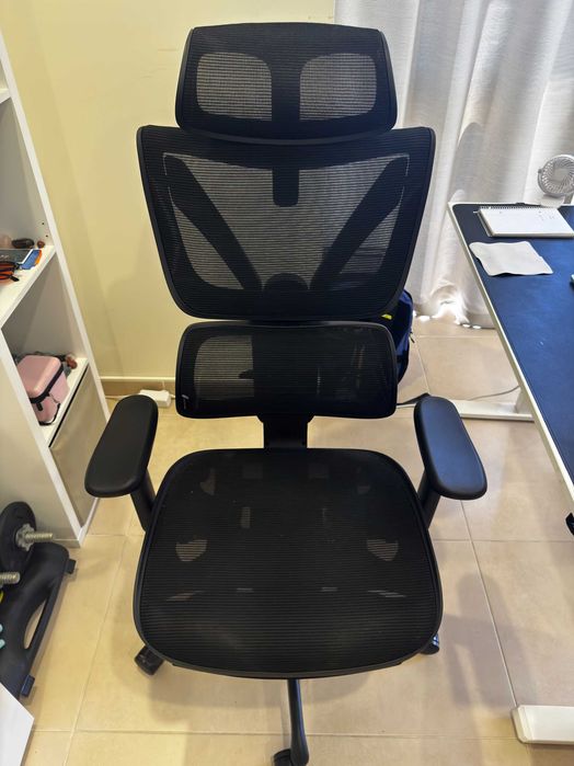 Cadeira de Escritório Ergonômica com Apoio para Os Pés