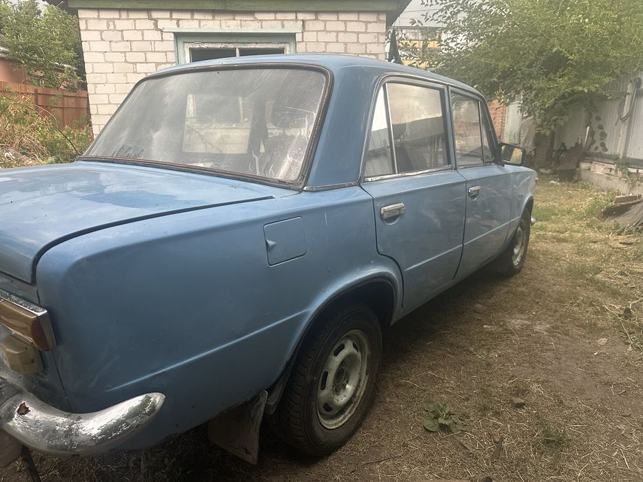 Ваз 2101 сів і поїхав