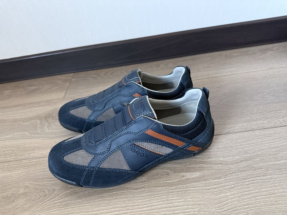 Кросівки Geox без шнурків 41 розмір