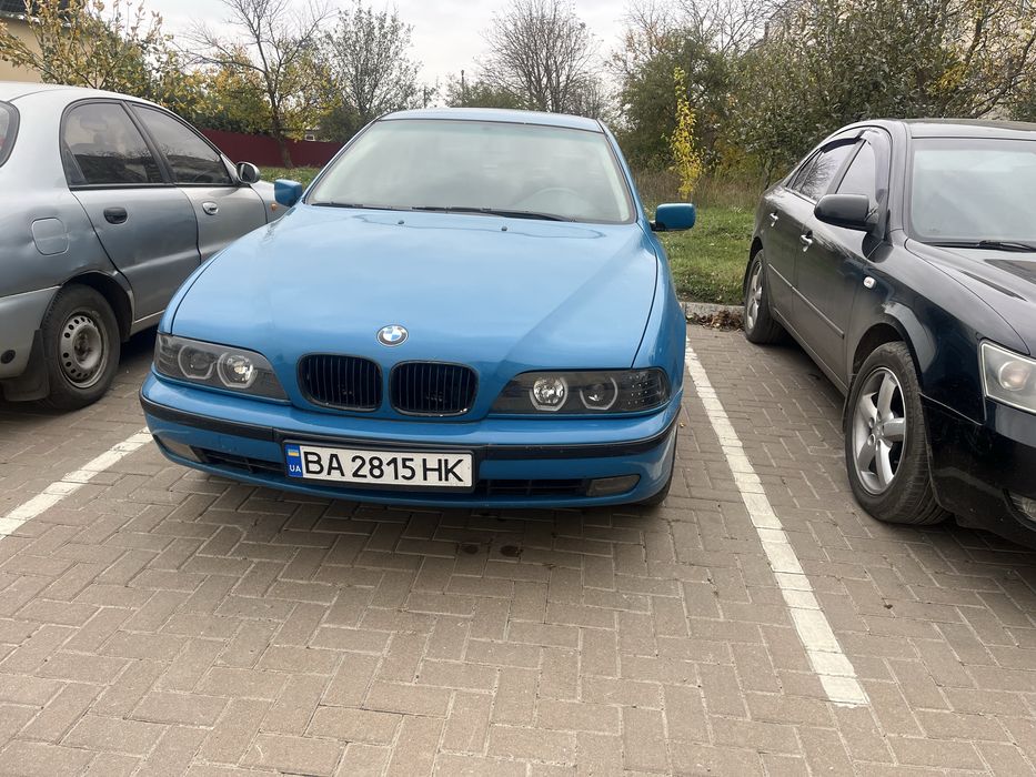 БМВ е 39 в гарному стані