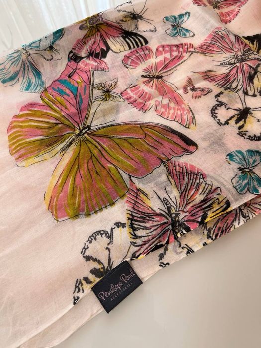 Жіночий легкий шарф