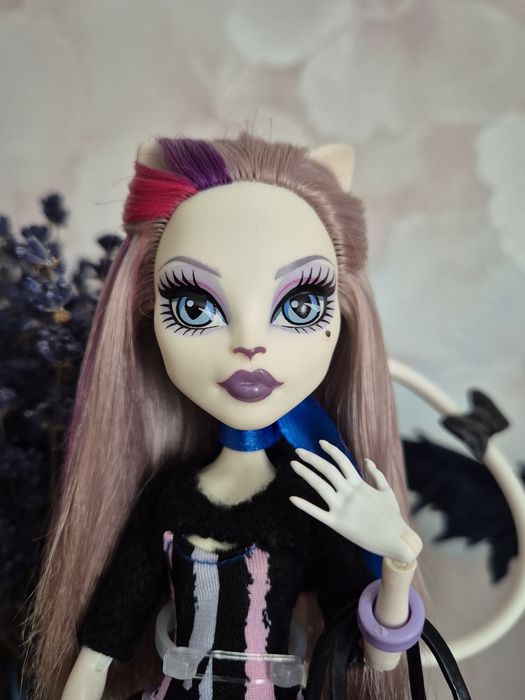 Кетрін Де Мяу Монстер хай