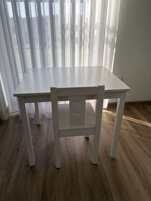 Zestaw stolik + krzesełko dziecięce Kritter Ikea