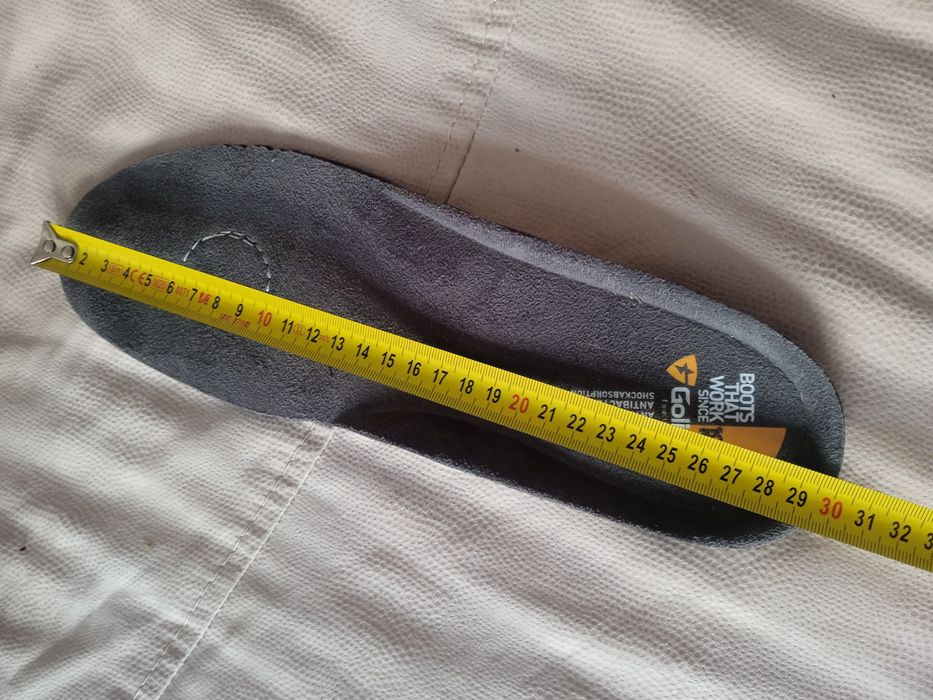 Продам ботінки шкіряні