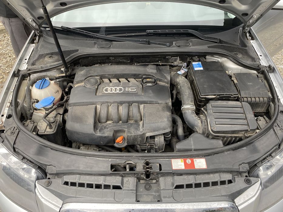 Audi a3 8p 1.6mpi  5D sportback