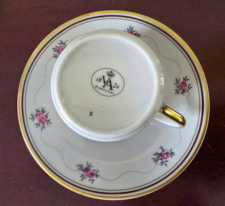 Chávenas de café Vista Alegre, modelo Silvia 15€ CADA