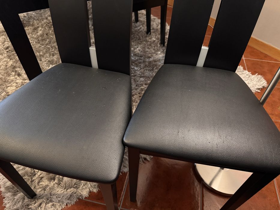 Cadeiras de jantar (4 cadeiras)